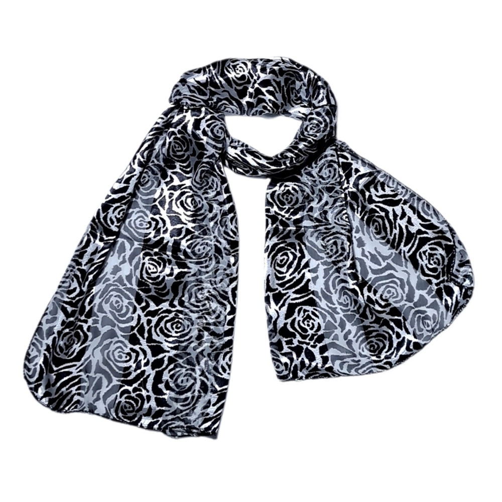 🌲10/$20. Elegant Black and Gray Rose Pattern Scarf